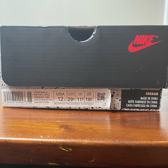 KIDS Jordan 5 Retro’s - Picture 8 of 8